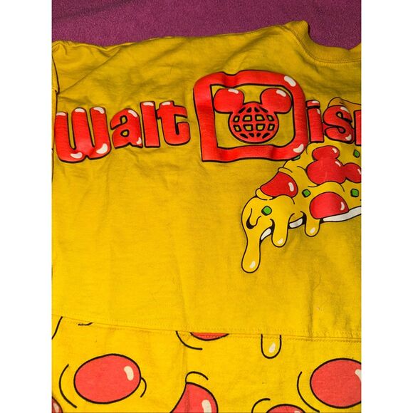 Authentic Walt Disney World Spirit long sleeve pizza top size medium - Picture 6 of 8